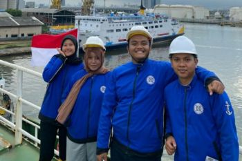 Mahasiswa TRKP SV Undip belajar industri perkapalan