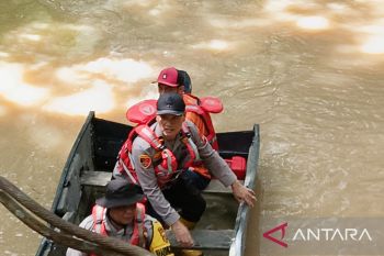 Tim SAR gabungan lanjutkan hari ketiga pencarian korban tenggelam di Sungai Ogan
