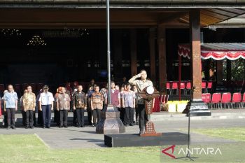 Wali Kota  Surakarta tekankan etos kerja pada ASN