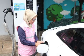 Kisah srikandi PLN siaga sepanjang arus mudik Lebaran