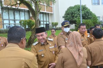 Hari pertama kerja usai lebaran, Pemerintah Kota Padang gelar apel pagi gabungan