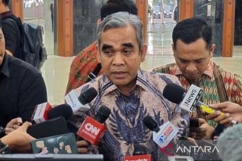 Muzani ungkap pertemuan Megawati-Prabowo juga bahas kebijakan Trump