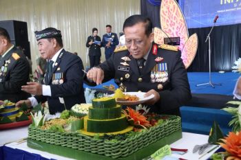 Kapolda Kaltara Berikan Kejutan Spesial di HUT ke-79 TNI Angkatan Udara