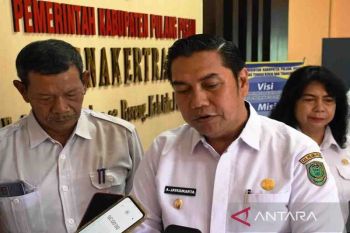 Wabup Pulang Pisau minta Disnakertrans buka kotak pengaduan bagi tenaga kerja