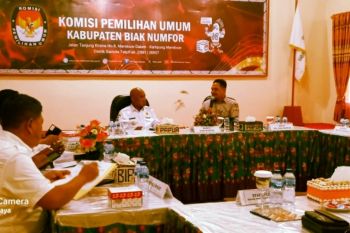 KPU Biak Numfor evaluasi kinerja penyelenggara pilkada jelang PSU Papua