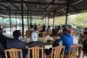 Pelaku usaha dorong pengelolaan mandiri pendakian Gunung Rinjani Lombok