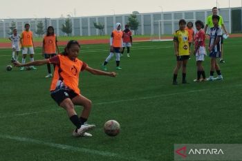 Pesepak bola putri Indonesia jalani pemusatan latihan di Kudus