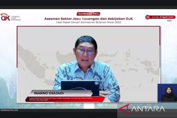 OJK: Dana asing keluar dari pasar saham Rp29,92 triliun hingga Maret