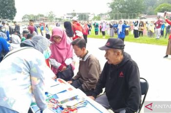 325 calon haji Bukittinggi ikuti Tes Kebugaran