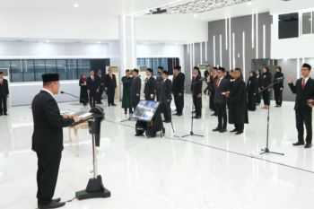 Wamen ATR/Waka BPN lantik 78 pejabat rungsional, tekankan profesionalisme dan integritas