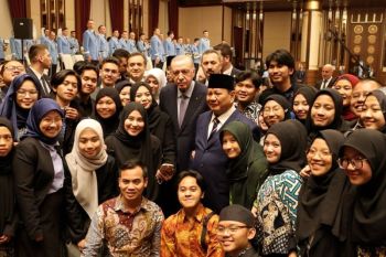 Prabowo bersama Erdogan kunjungi mahasiswa Indonesia di Turki