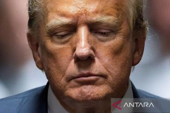 Hasil jajak pendapat: mayoritas warga AS menilai negatif Trump