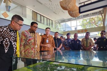 Direktur TPI meninjau pelayanan sejumlah PLBN di NTT