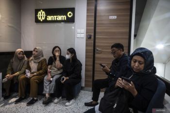 Prediksi saham ANTM bisa tembus Rp2.500 disebabkan naiknya harga emas