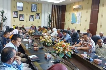 Bupati Hendrajonipimpin rapat persiapan Peringatan Hari Jadi Kabupaten Ke-77