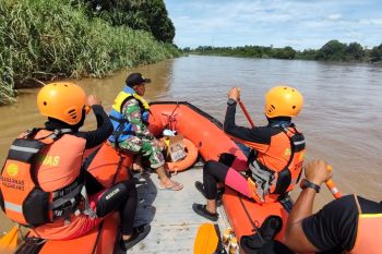 Tim SAR cari seorang anak  tenggelam di Sungai Komering