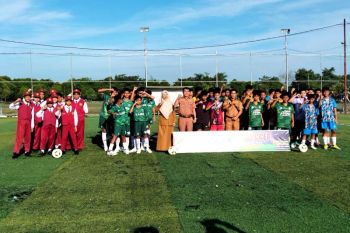 Kadisdik Kotim: Turnamen mini soccer pelajar melatih sportivitas dan kekompakan