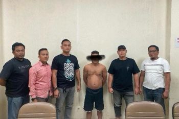 Polisi tangkap pria pemukul mobil pakai pisau yang viral di Instagram