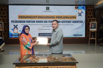 Kemenkum Sumsel tandatangani kontrak bantuan hukum dengan 14 OBH terakreditasi