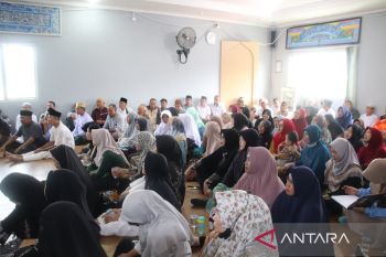 Sebanyak 255 calon haji asal OKU Sumsel jalani manasik haji