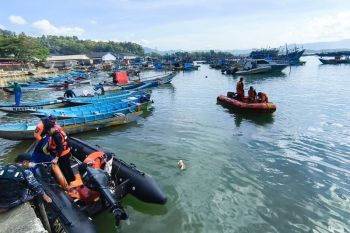 Tim SAR perluas pencarian pemancing hilang di Pantai Ngambur Pacitan