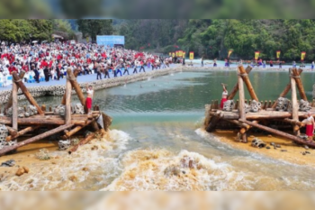 Water-Releasing Festival kicks off in Dujiangyan, Sichuan