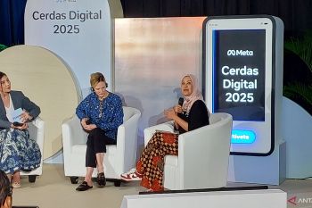 Orang tua perlu paham risiko digital sebelum batasi media sosial anak