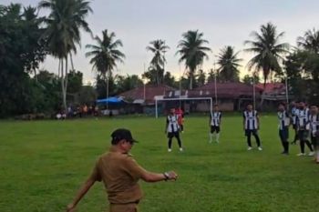 Bupati Padang Pariaman apresiasi turnamen bola saat lebaran