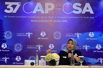 Kemenpar sebut sektor pariwisata bisa jadi jawaban dari masalah tarif AS