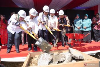 Health Ministry races to finish hospitals within two years