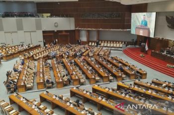 Setengah lebih anggota DPR hadiri rapat paripurna setelah Lebaran