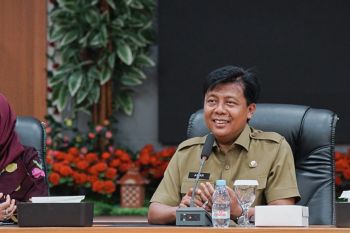 Bupati Sumbawa Barat ajak pemuda kreatif bangun desa