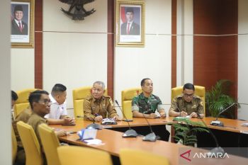 Wawako Solok Ikuti Rakor Pengendalian Inflasi dan Sosialisasi Sekolah Unggulan Garuda