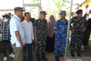 Danrem 133/Nani Wartabone meninjau TPS pemungutan suara ulang