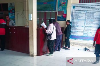 Disdukcapil Biak lakukan layanan pengurusan dokumen kependudukan
