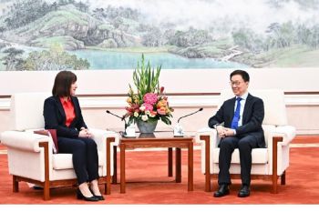 Menkeu Inggris Rachel Reeves sebut pemutusan hubungan dengan China "sangat bodoh"