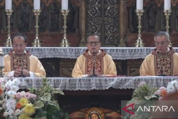 Kardinal Suharyo: Paskah momen berbakti membantu yang lemah