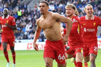 Liverpool menang tipis 1-0 atas Leicester, selangkah lagi juara