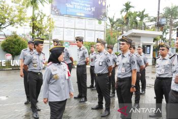 Kemenkum Kalsel peringati Hari Kartini