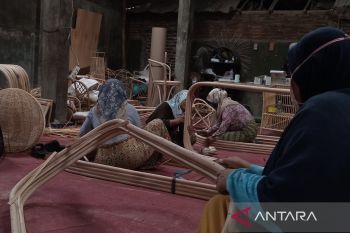 Cirebon menargetkan nilai ekspor 75 juta dolar AS pada semester I 2025