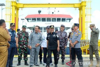 Bupati Meranti lepas pelayaran perdana RoRo Insit - Mengkapan - Buton