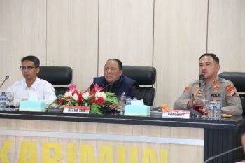 DivHubinter evaluasi pengamanan di wilayah perbatasan Karimun
