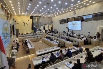 Komisi II DPR menggelar rapat dengan Menteri PANRB terkait kejelasan ASN ke IKN