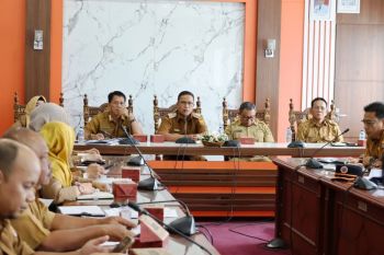 Pemkot Pariaman akan terapkan pola kerja alih daya