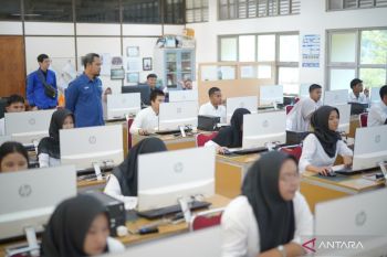 Sebanyak 130 siswa SMA berebut kursi beasiswa di PCR