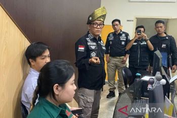 Wamenaker minta perusahaan di Pekanbaru kembalikan ijazah eks pekerja