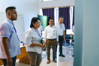 Enam penyandang disabilitas ikuti UTBK SNBT di Undana