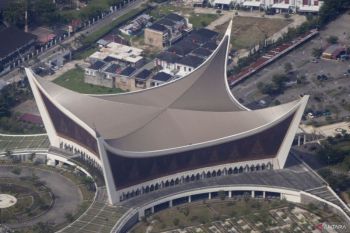 Jadwal sholat wilayah Kota Padang, hari ini Minggu (12/04/2026)