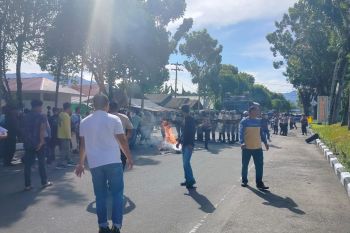 Polres Agam simulasi Sispamkota hadapi hari buruh nasional