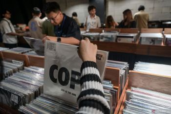 'Is This What We Want,' a wake-up call for music industry